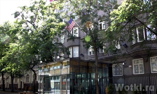 Эстонские СМИ узнали о слежке американцев за людьми рядом с посольством США в Таллине